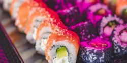 Maki-sushi inside out