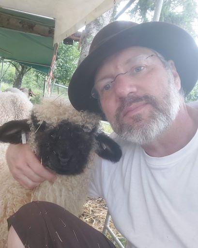 Foto von Kai Mehler Knuddeln mit Holly